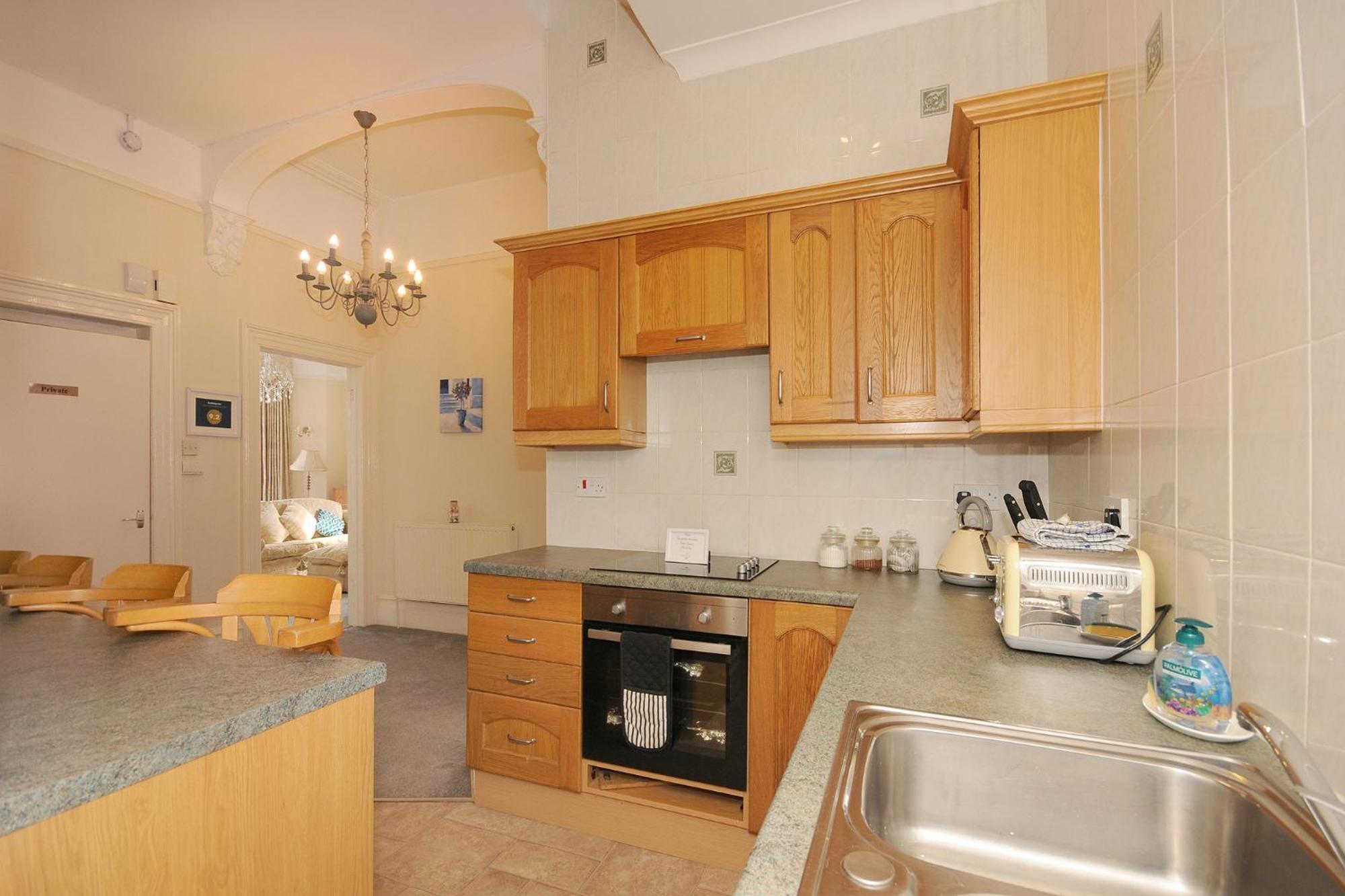 Loveliest Homes Paignton - Wavecrest Apartments - Mixed Sizes - Parking Esterno foto